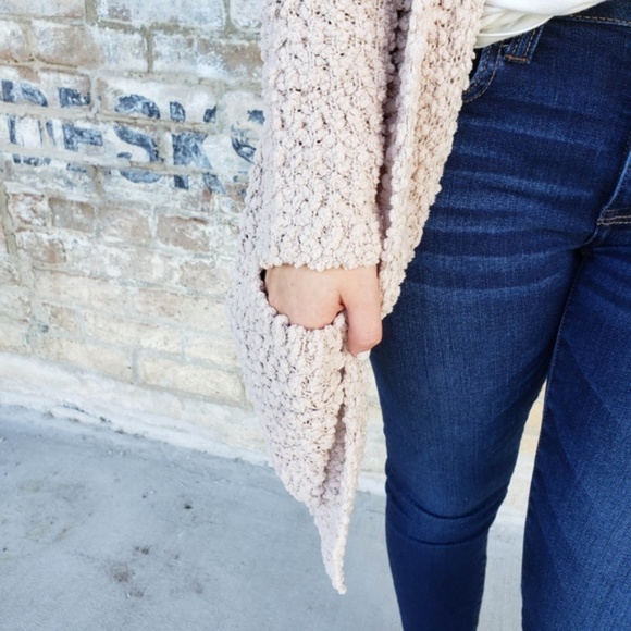 Cozy Pocket Open Popcorn Soft Cardigan - Picture 5 of 7